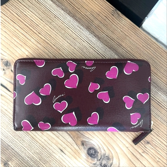 💗 Auth Pink GUCCI Zippy Wallet Heartbeat 💗 - Picture 2 of 7